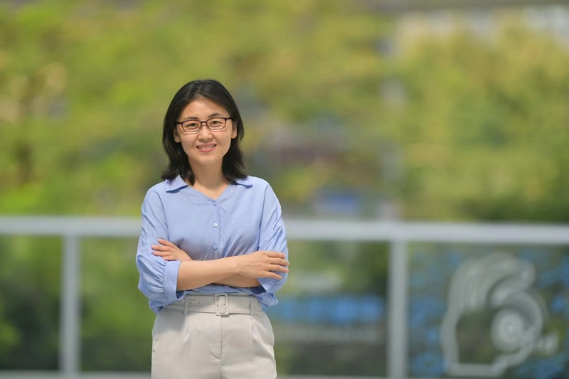 颜宁.jpg 颜宁.jpg